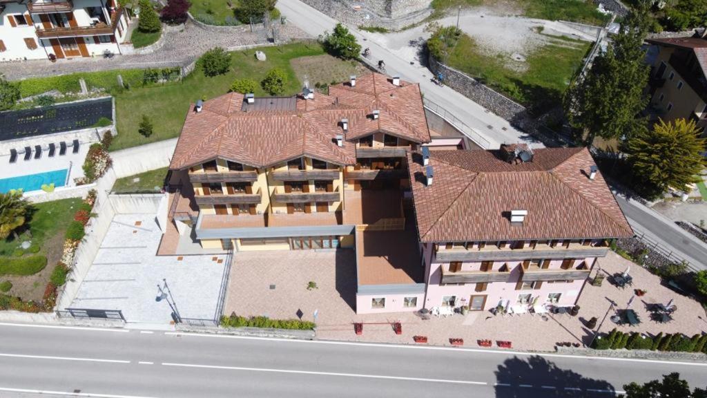Tenno Appartamenti Garda Lake Exterior foto